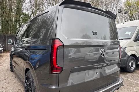 PK26AKY Volkswagen Transporter 2.0 TDI 150 Commerce Pro Kombi Conversion 4MOTION Auto Thumbnail #8