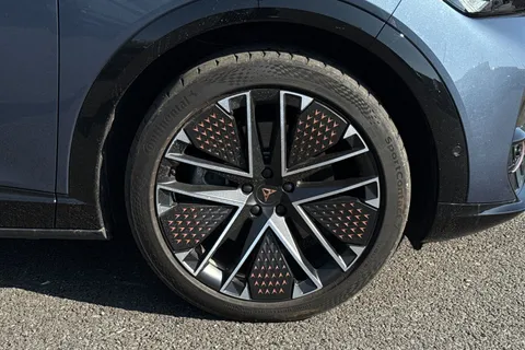 KN75YPR CUPRA Tavascan 77kWh VZ2 SUV Coupe Auto 4Drive 5dr Thumbnail #13