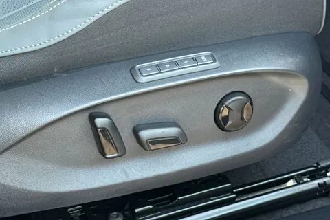 KN75YPR CUPRA Tavascan 77kWh VZ2 SUV Coupe Auto 4Drive 5dr Thumbnail #33