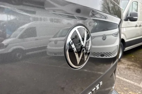 PK26AKY Volkswagen Transporter 2.0 TDI 150 Commerce Pro Kombi Conversion 4MOTION Auto Thumbnail #33