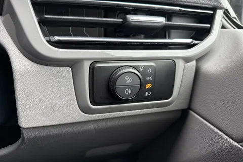 PK26AKY Volkswagen Transporter 2.0 TDI 150 Commerce Pro Kombi Conversion 4MOTION Auto Thumbnail #46