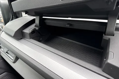 PK26AKY Volkswagen Transporter 2.0 TDI 150 Commerce Pro Kombi Conversion 4MOTION Auto Thumbnail #59