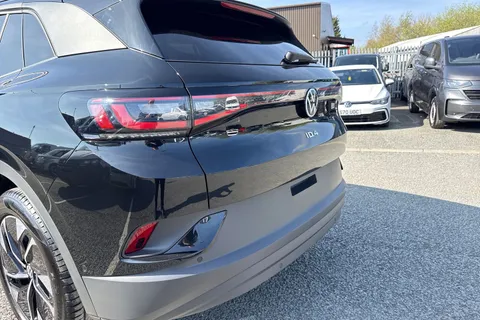  Volkswagen ID.4 Pure 52kWh Match Auto 5dr Thumbnail #8