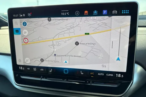  Volkswagen ID.4 Pure 52kWh Match Auto 5dr Thumbnail #17