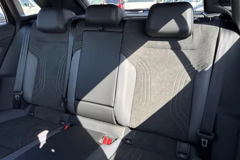  Volkswagen ID.4 Pure 52kWh Match Auto 5dr Thumbnail #19