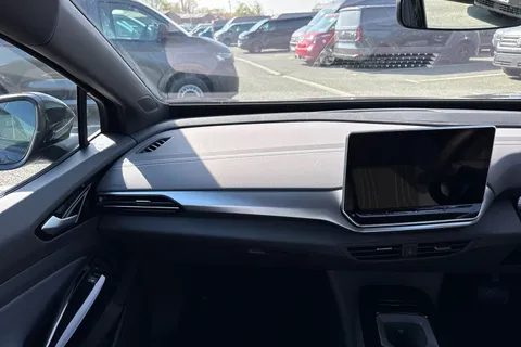  Volkswagen ID.4 Pure 52kWh Match Auto 5dr Thumbnail #20