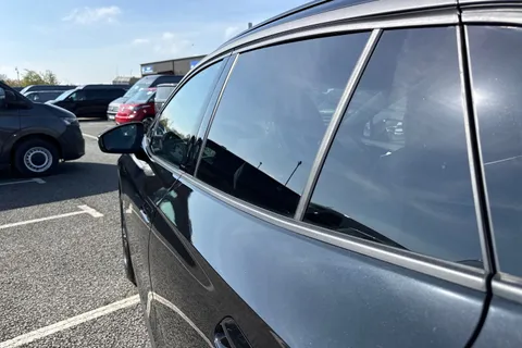  Volkswagen ID.4 Pure 52kWh Match Auto 5dr Thumbnail #32