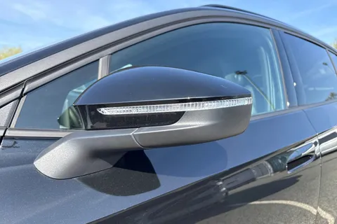  Volkswagen ID.4 Pure 52kWh Match Auto 5dr Thumbnail #33