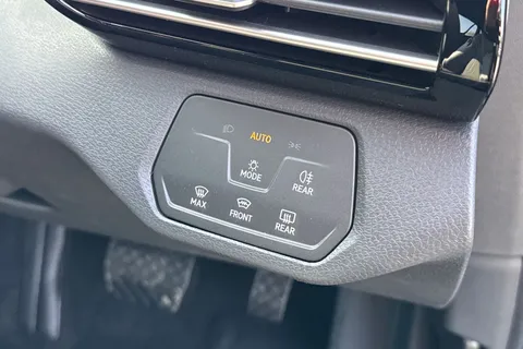  Volkswagen ID.4 Pure 52kWh Match Auto 5dr Thumbnail #38