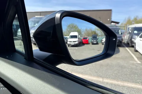  Volkswagen ID.4 Pure 52kWh Match Auto 5dr Thumbnail #39