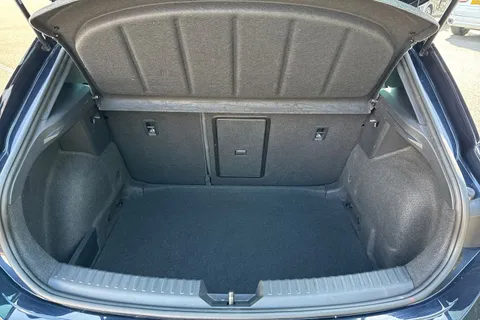 FV71BPY SEAT Leon 1.5 eTSI MHEV FR Sport DSG Euro 6 (s/s) 5dr Thumbnail #10