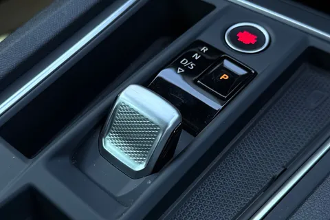 FV71BPY SEAT Leon 1.5 eTSI MHEV FR Sport DSG Euro 6 (s/s) 5dr Thumbnail #23