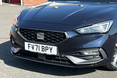 FV71BPY SEAT Leon 1.5 eTSI MHEV FR Sport DSG Euro 6 (s/s) 5dr Thumbnail #26