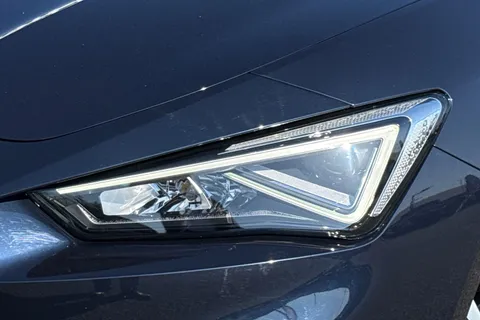 FV71BPY SEAT Leon 1.5 eTSI MHEV FR Sport DSG Euro 6 (s/s) 5dr Thumbnail #28