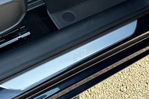 FV71BPY SEAT Leon 1.5 eTSI MHEV FR Sport DSG Euro 6 (s/s) 5dr Thumbnail #31