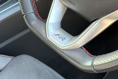 FV71BPY SEAT Leon 1.5 eTSI MHEV FR Sport DSG Euro 6 (s/s) 5dr Thumbnail #32