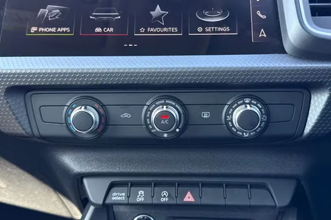 PK75XCV Audi A1 Sport 30 TFSI  116 PS S tronic Thumbnail #22