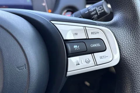 GN23XGC Honda Jazz 1.5 i-MMD Hybrid SR 5dr eCVT Thumbnail #32