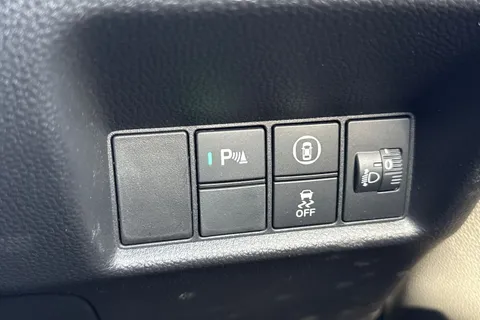 GN23XGC Honda Jazz 1.5 i-MMD Hybrid SR 5dr eCVT Thumbnail #35