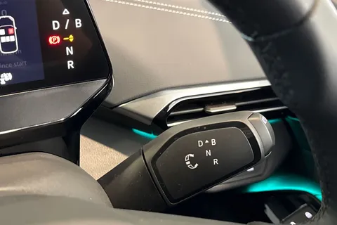  Volkswagen ID.4 Pro 77kWh Black Edition Auto 4Motion 5dr Thumbnail #22