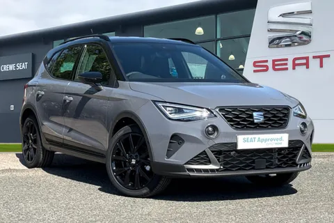 KR75SWN SEAT Arona 1.0 TSI FR Black Edition DSG Euro 6 (s/s) 5dr Thumbnail #1