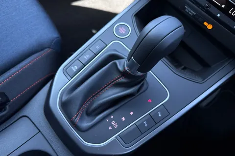 KR75SWN SEAT Arona 1.0 TSI FR Black Edition DSG Euro 6 (s/s) 5dr Thumbnail #23