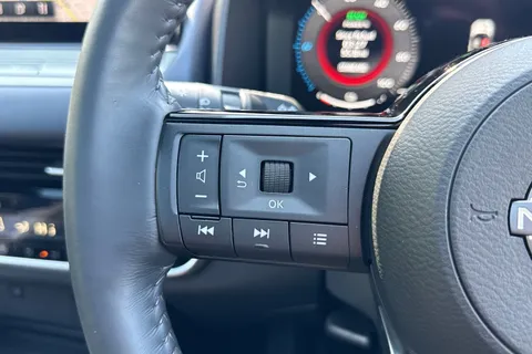 DP72HLY Nissan Qashqai 1.5 h e-POWER Tekna Auto Euro 6 (s/s) 5dr Thumbnail #34