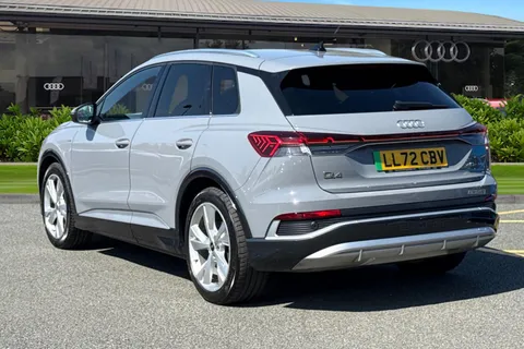 LL72CBV Audi Q4 e-tron Q4  S line 40 e-tron  150,00 kW Thumbnail #3