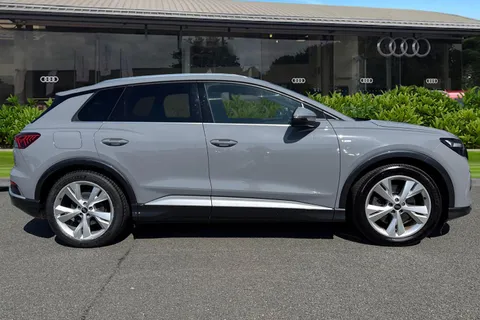 LL72CBV Audi Q4 e-tron Q4  S line 40 e-tron  150,00 kW Thumbnail #4