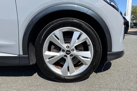 LL72CBV Audi Q4 e-tron Q4  S line 40 e-tron  150,00 kW Thumbnail #11