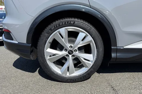 LL72CBV Audi Q4 e-tron Q4  S line 40 e-tron  150,00 kW Thumbnail #12