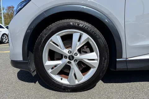 LL72CBV Audi Q4 e-tron Q4  S line 40 e-tron  150,00 kW Thumbnail #14