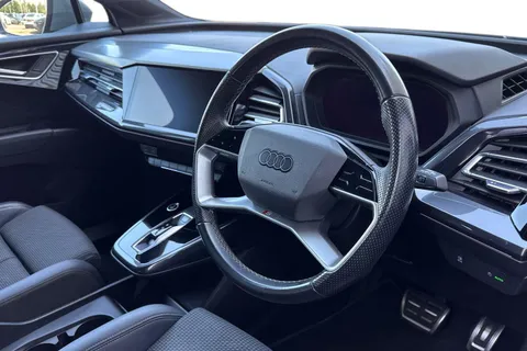 LL72CBV Audi Q4 e-tron Q4  S line 40 e-tron  150,00 kW Thumbnail #15