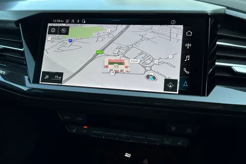 LL72CBV Audi Q4 e-tron Q4  S line 40 e-tron  150,00 kW Thumbnail #18