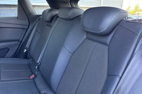 LL72CBV Audi Q4 e-tron Q4  S line 40 e-tron  150,00 kW Thumbnail #20