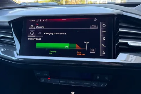 LL72CBV Audi Q4 e-tron Q4  S line 40 e-tron  150,00 kW Thumbnail #30