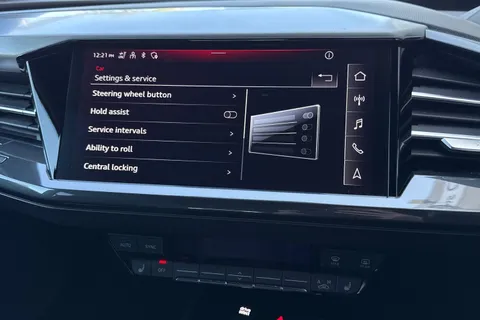 LL72CBV Audi Q4 e-tron Q4  S line 40 e-tron  150,00 kW Thumbnail #36