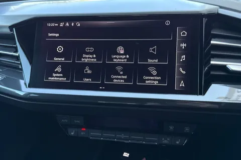 LL72CBV Audi Q4 e-tron Q4  S line 40 e-tron  150,00 kW Thumbnail #37