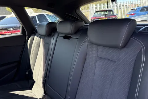 L70RNM Audi A4 Avant Avant S line 35 TFSI  150 PS S tronic Thumbnail #20