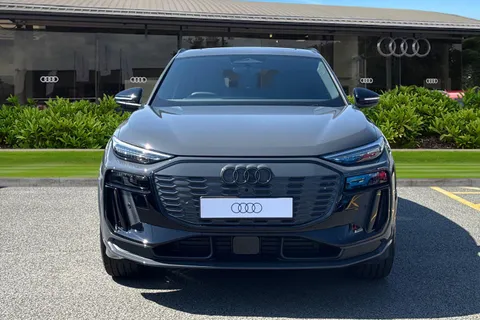  Audi Sq6 E-Tron 100kWh S Black Edition Auto quattro 5dr Thumbnail #6