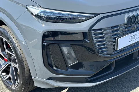  Audi Sq6 E-Tron 100kWh S Black Edition Auto quattro 5dr Thumbnail #9