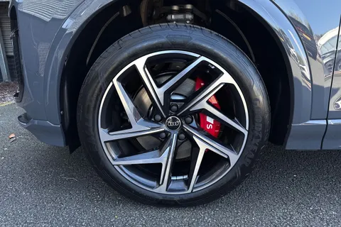  Audi Sq6 E-Tron 100kWh S Black Edition Auto quattro 5dr Thumbnail #10