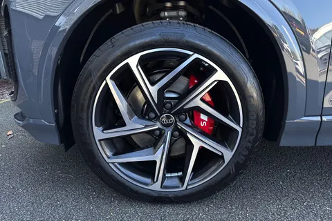  Audi Sq6 E-Tron 100kWh S Black Edition Auto quattro 5dr Thumbnail #12