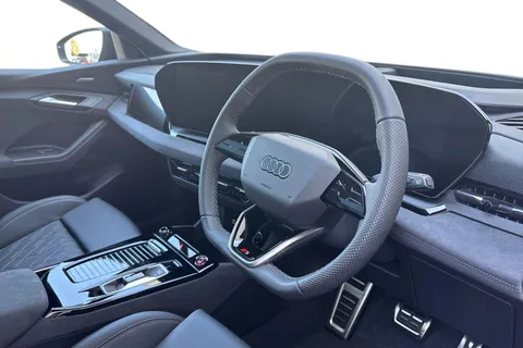  Audi Sq6 E-Tron 100kWh S Black Edition Auto quattro 5dr Thumbnail #14