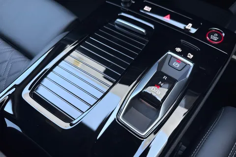  Audi Sq6 E-Tron 100kWh S Black Edition Auto quattro 5dr Thumbnail #23