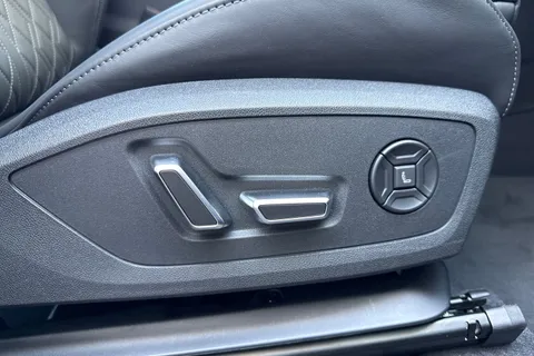  Audi Sq6 E-Tron 100kWh S Black Edition Auto quattro 5dr Thumbnail #42