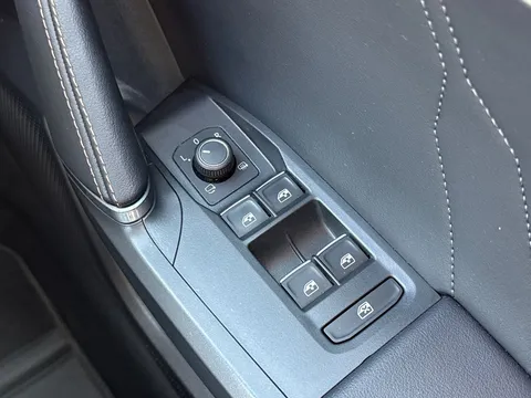 MM22TYH CUPRA Formentor 1.5 TSI 150 V1 5dr Thumbnail #18