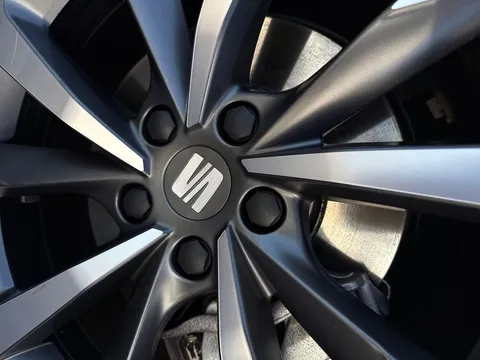 MF75LTA SEAT Leon 1.5 e-Hybrid FR Sport 5dr DSG [DAP] **VAT QUALIFYING** Thumbnail #28