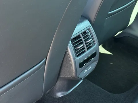 MF75LTA SEAT Leon 1.5 e-Hybrid FR Sport 5dr DSG [DAP] **VAT QUALIFYING** Thumbnail #33