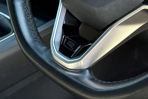 VK21KKL Volkswagen Golf 1.5 TSI R-Line Euro 6 (s/s) 5dr Thumbnail #29